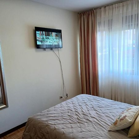 오비에도 Apartamento Araceli Proximo A Clinica Oftalmologica Fdez Vega 아파트 외부 사진