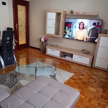 오비에도 Apartamento Araceli Proximo A Clinica Oftalmologica Fdez Vega 아파트 외부 사진